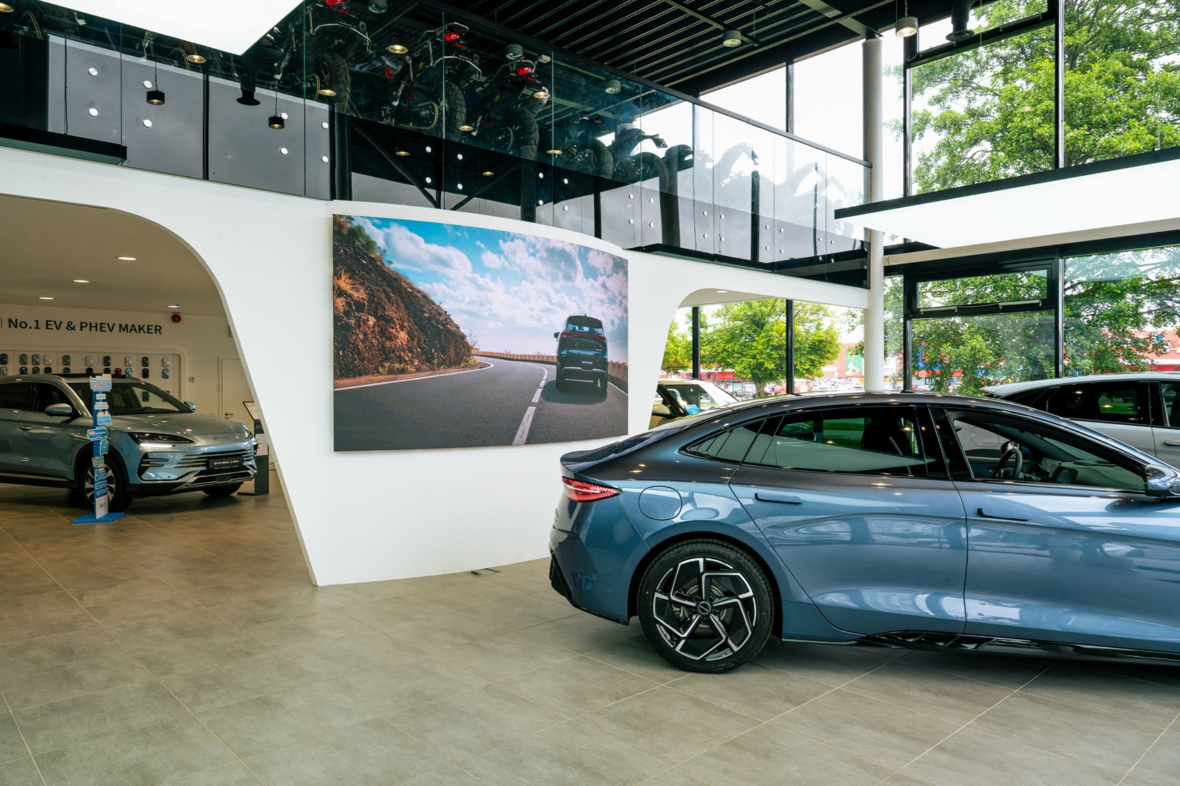 BYD autosalonas Taline