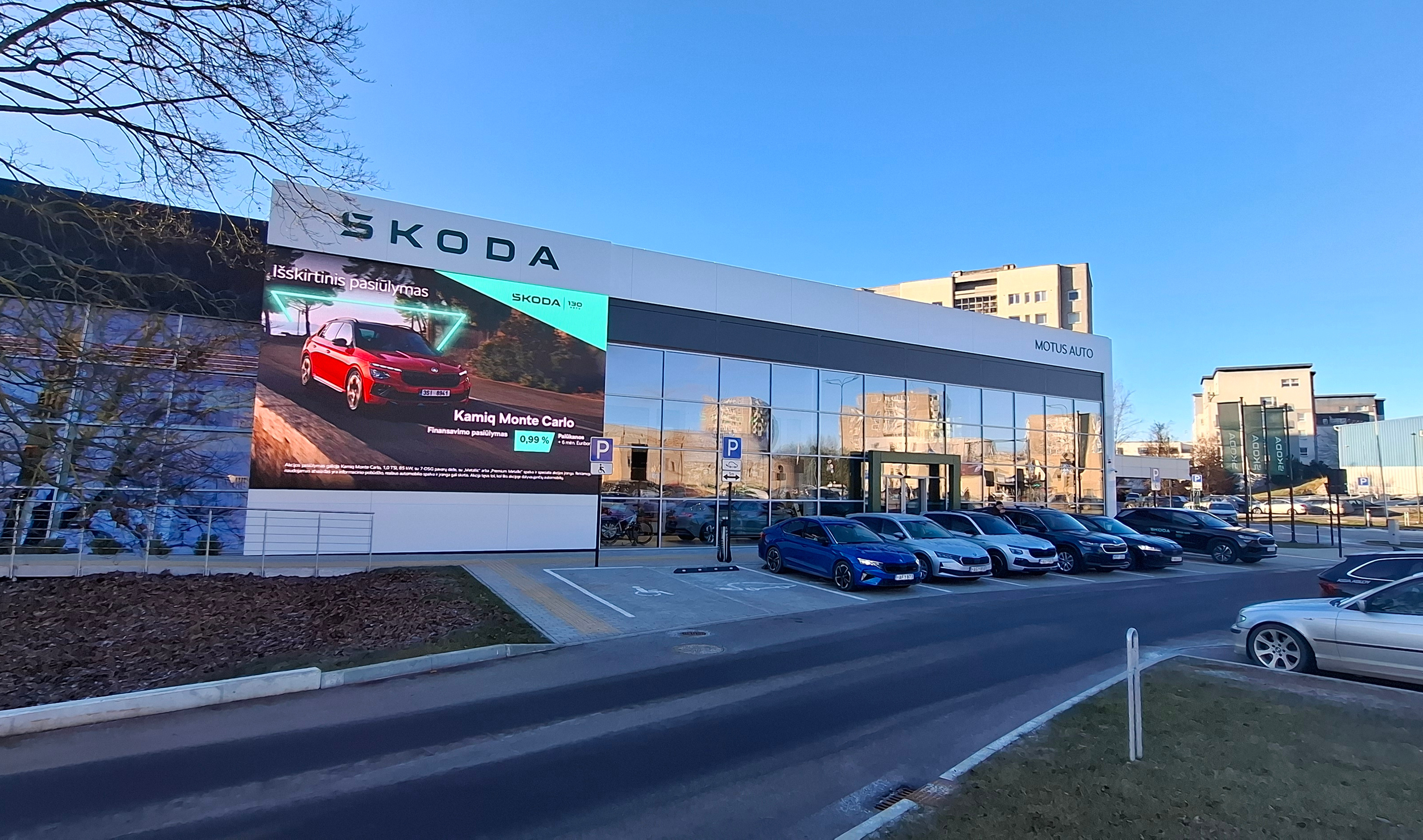 ŠKODA autosalono LED ekranas